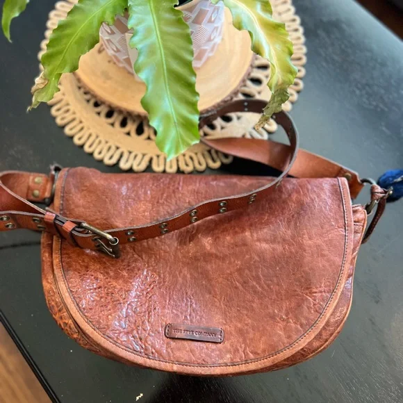 Frye Becca crossbody - Picture 3 of 11